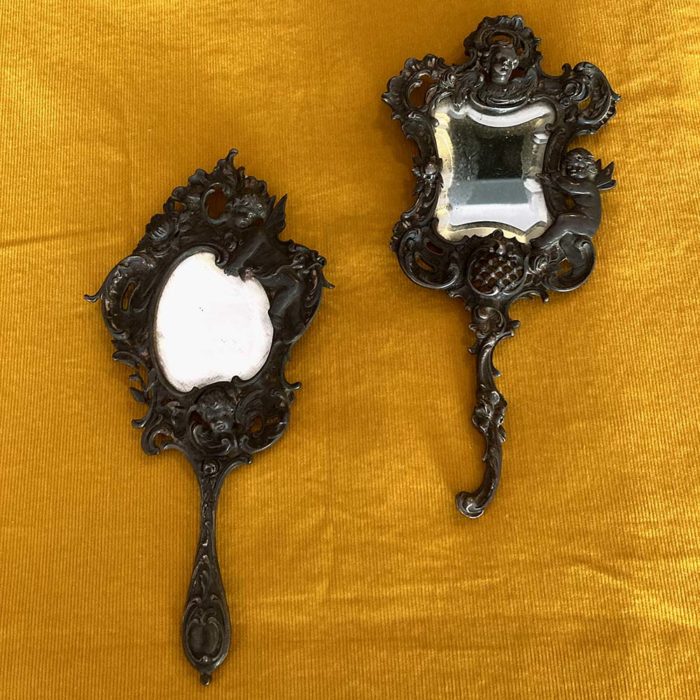 antique vanity mirrors