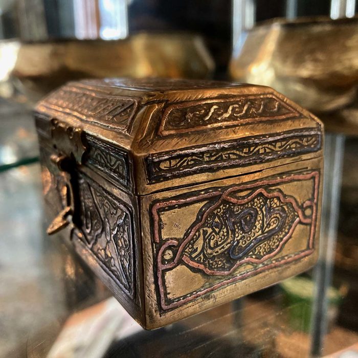 vintage trinket box
