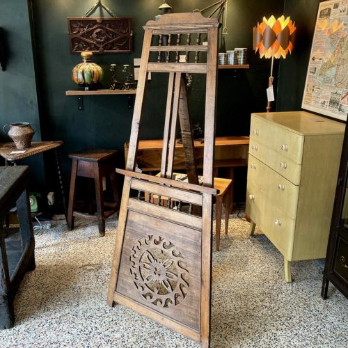 ANTIQUE DISPLAY EASEL