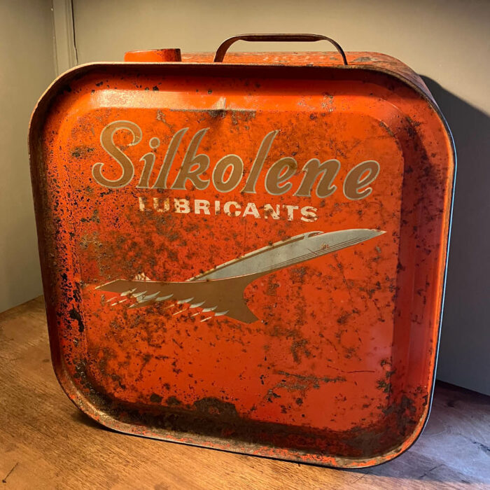 Vintage Concorde Silkolene oil can