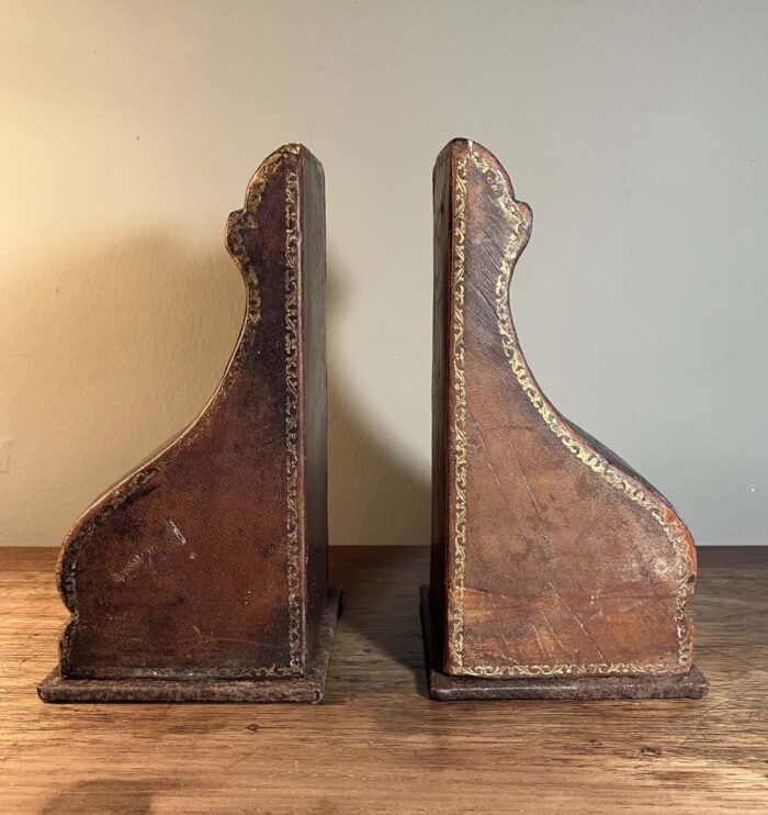 Antique leather tooled bookends - Image 3