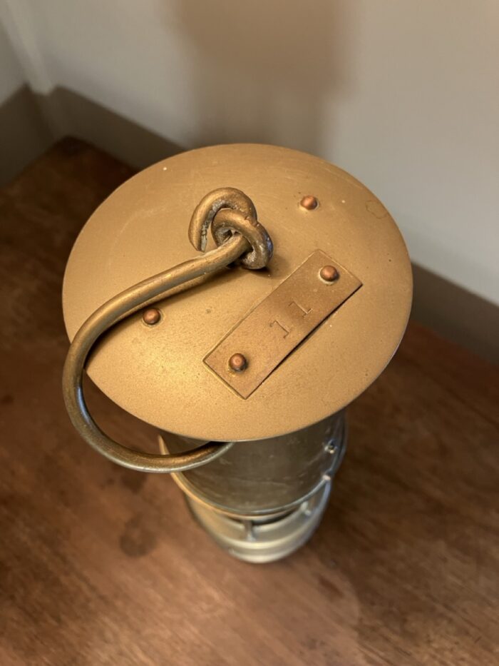 Welsh miner's lamp - Image 4